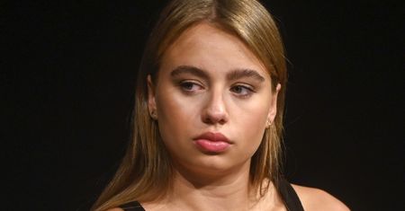 Oliwia Bieniuk tłumaczy się ze "znikających" ze ściany zdjęć mamy: "To chyba NASZA SPRAWA, co leży u nas w domu"