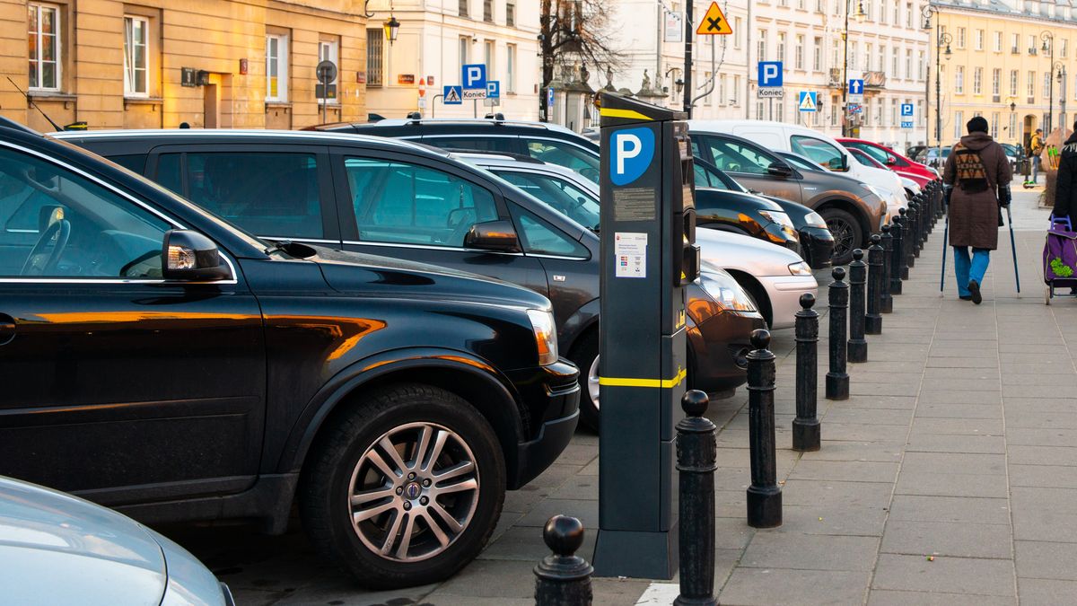 Strefa płatnego parkowania w Warszawie