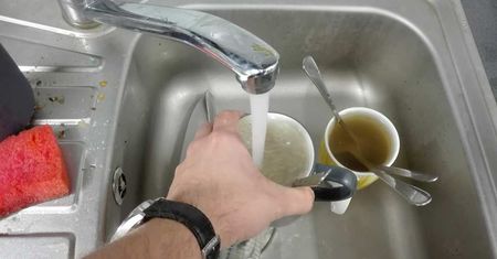 Cennik za wodę na ostatnią chwilę. Przedsiębiorstwa wodno-kanalizacyjne biją na alarm