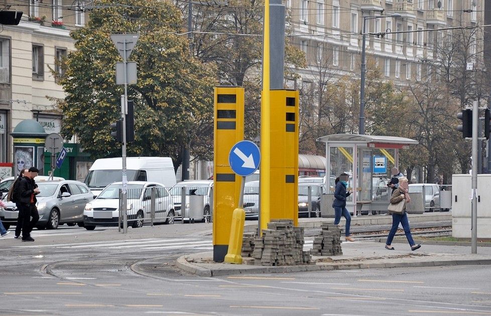 Radar na skrzyżowaniu al. Solidarności i Jana Pawła II już działa!