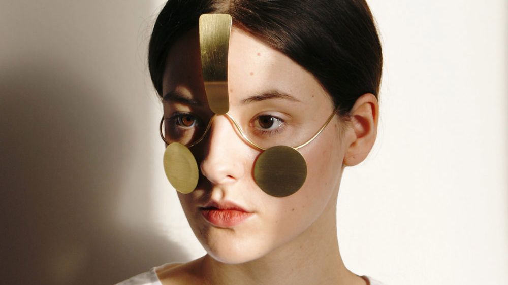 Maska Incognito oszukuje algorytmy rozpoznawania twarzy. To dzieło polskiej projektantki 1