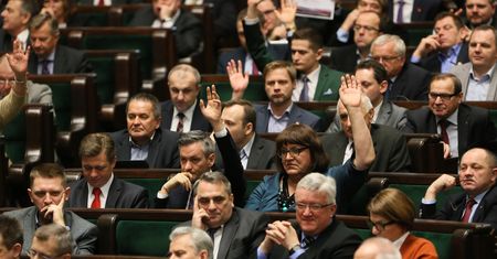 Sejm odrzucił projeky w sprawie związków partnerskich