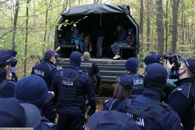 Grupa irackich Kurdów zatrzymana na granicy. Przejmujące zdjęcia