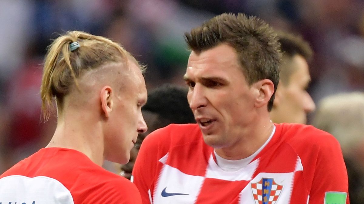 PAP/EPA / PETER POWELL / Zgrzyt między Mario Mandzukiciem a Domagojem Vidą