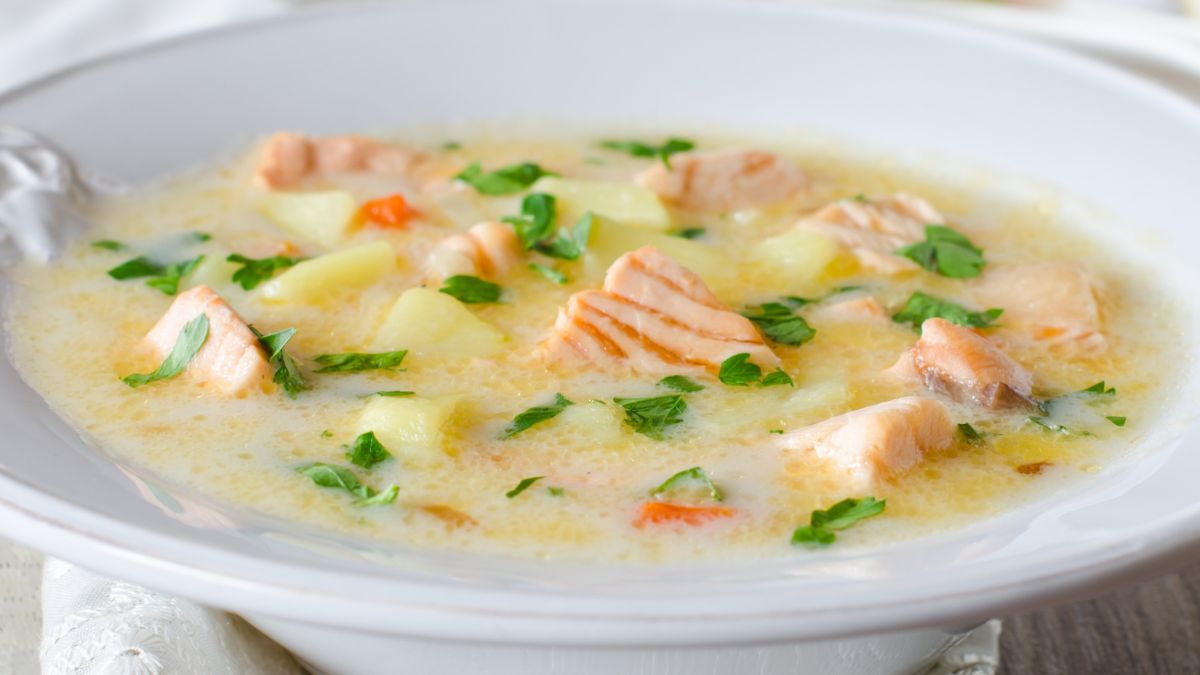 Zupa rybna z czosnkowym majonezem to kataloński specjał