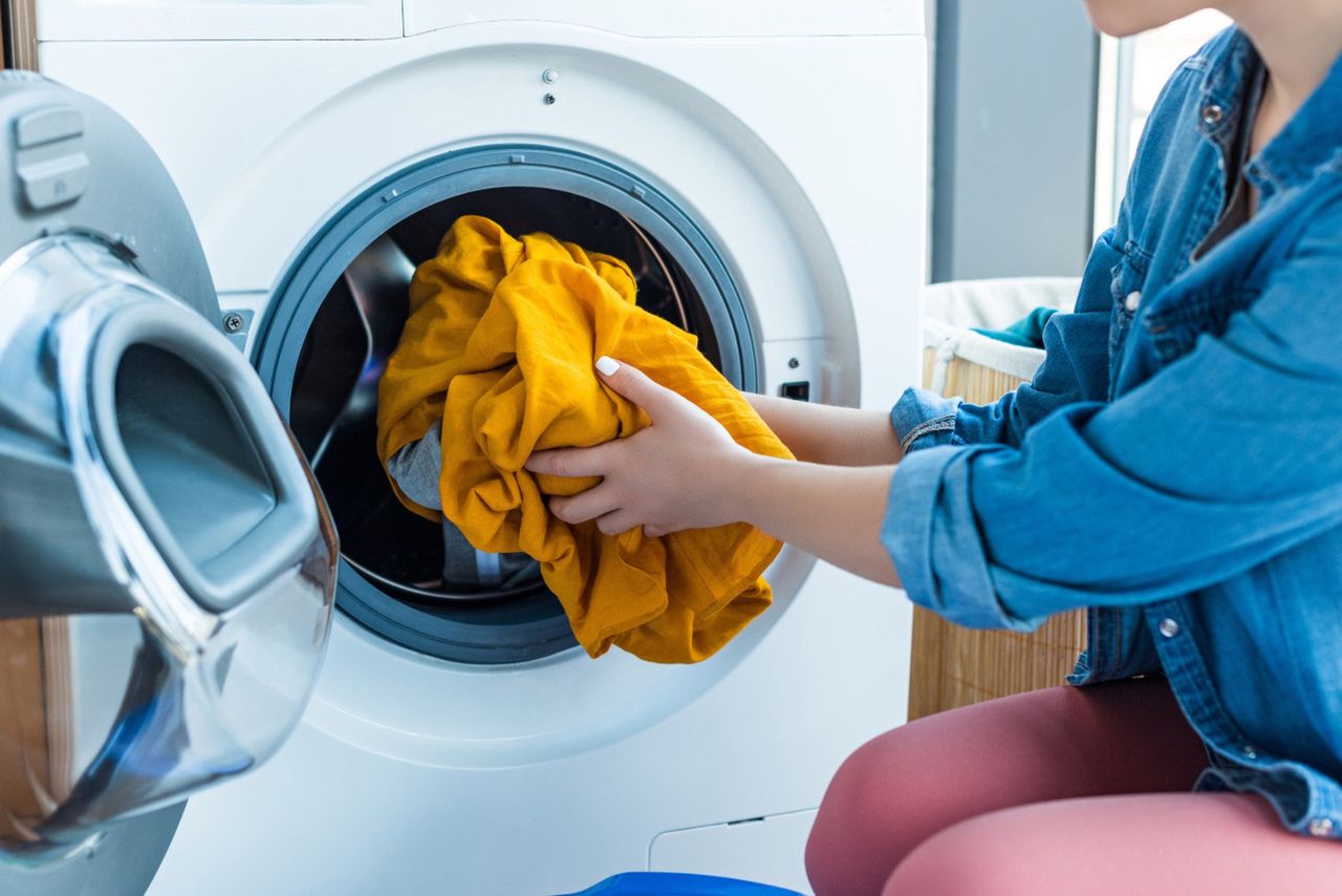 Clever aluminum foil hack cuts dryer costs significantly