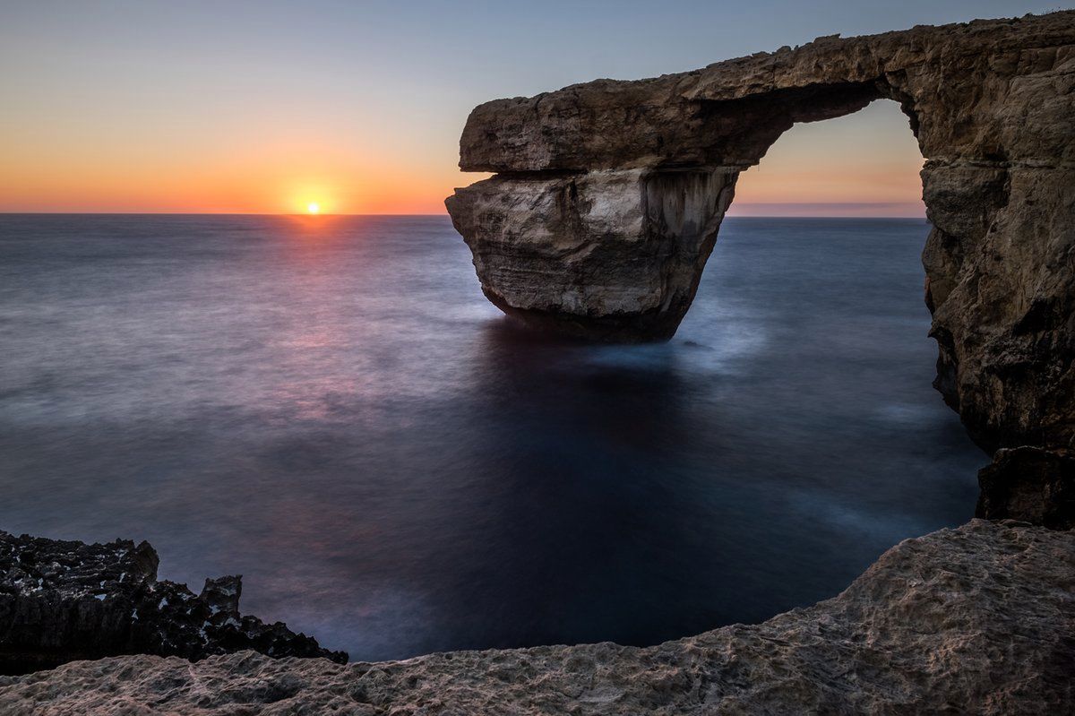 Znany łuk skalny na Malcie się zapadł. Fotografowie na całym świecie ubolewają