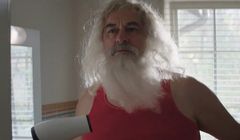 Goszczenie Świętego Mikołaja reklamuje nc+ z internetem od Orange (wideo)