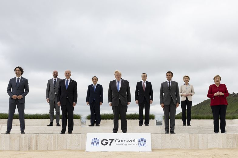 Szczyt G7: odbudowa świata oraz przekazanie szczepionek