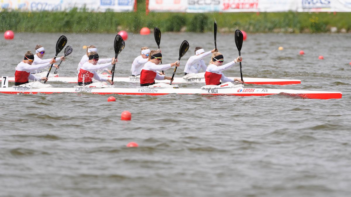 Polki (od frontu) - od czoła: Karolina Naja, Katarzyna Kołodziejczyk, Anna Puławska i Helena Wiśniewska