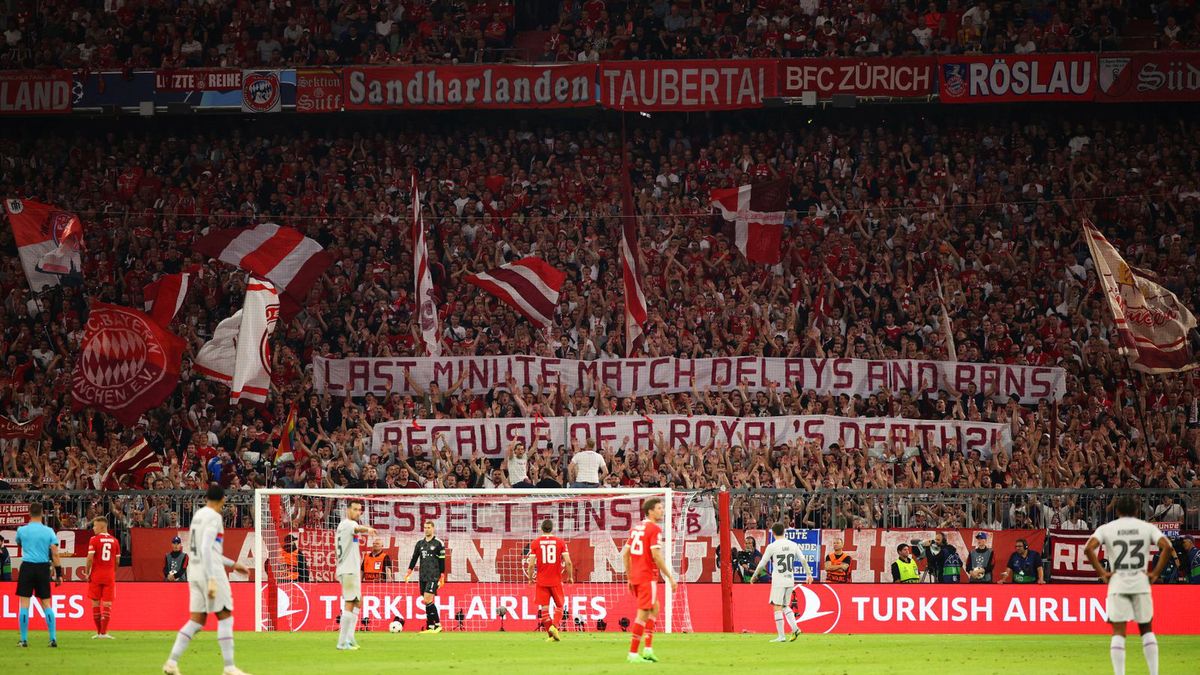 Baner kibiców Bayernu Monachium