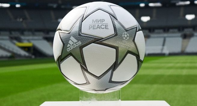 Finał Ligi Mistrzów zostanie rozegrany piłką z napisem "pokój"
