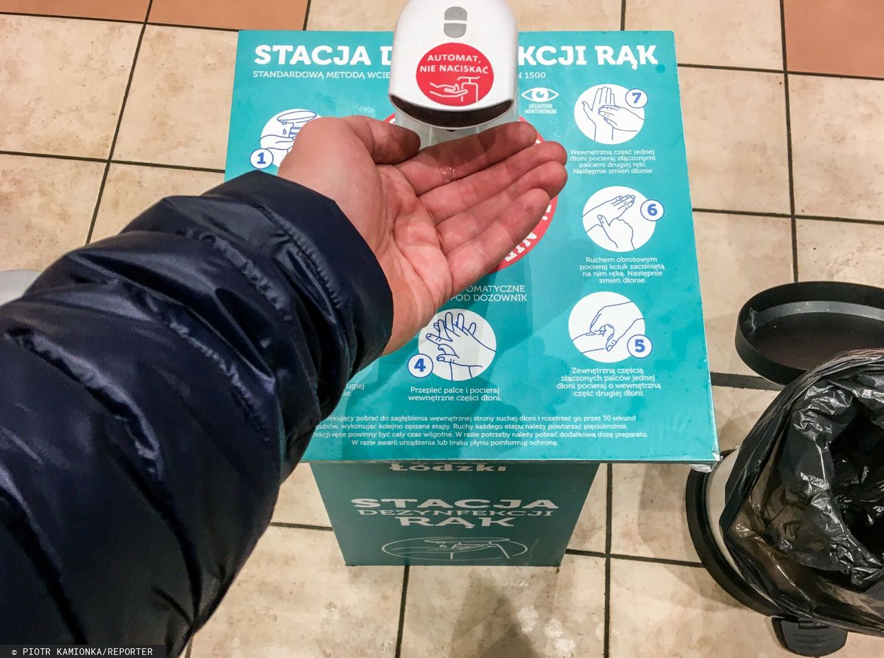 Skrytykowała przełożonego za brak maseczek. Takiego finału się nie spodziewała