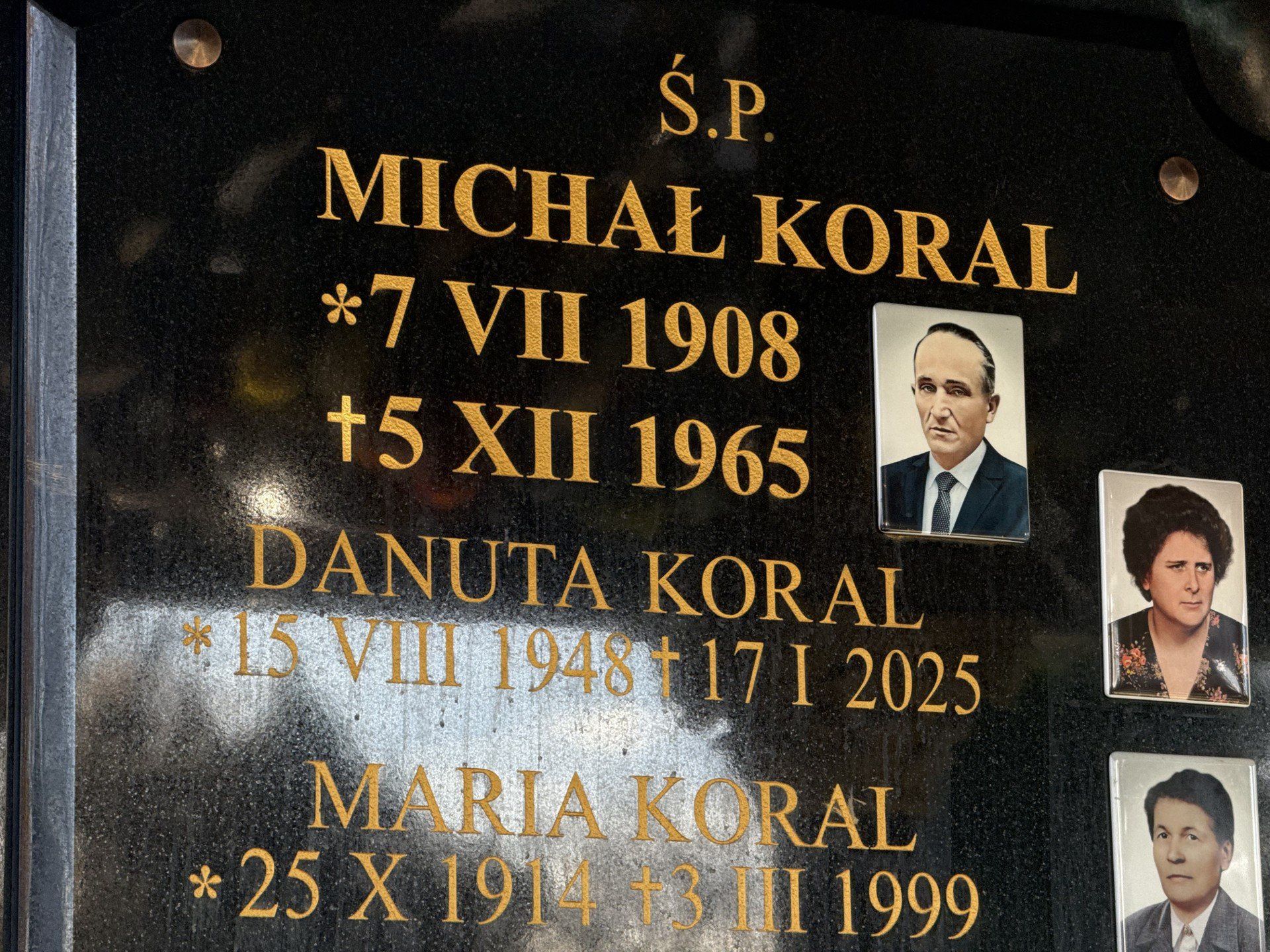 Grób rodziny Koral