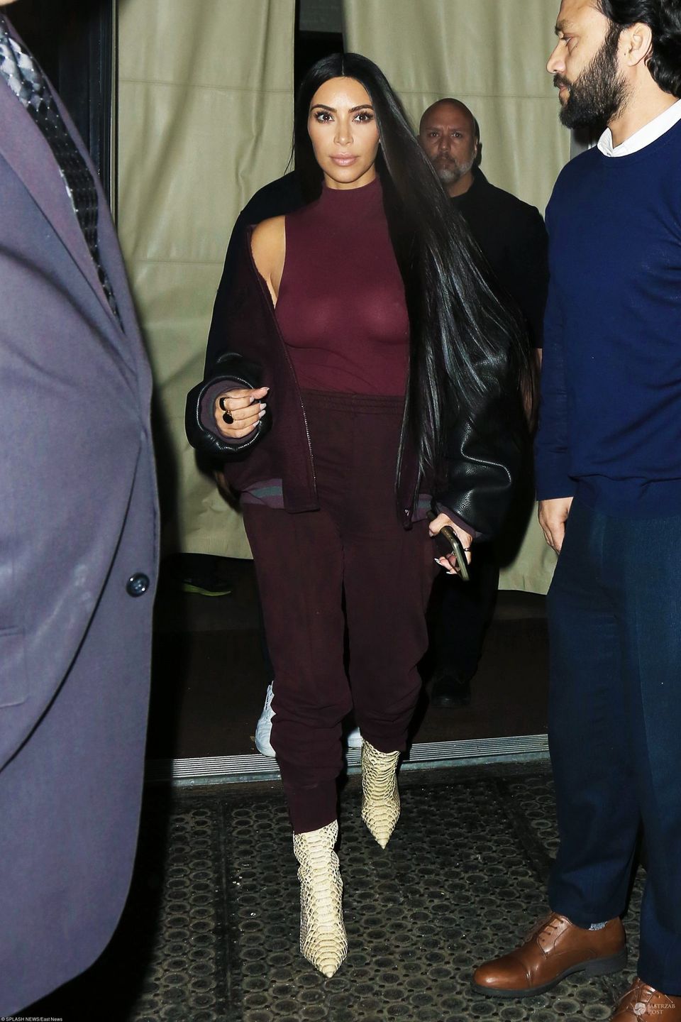Kim Kardashian bez biustonosza