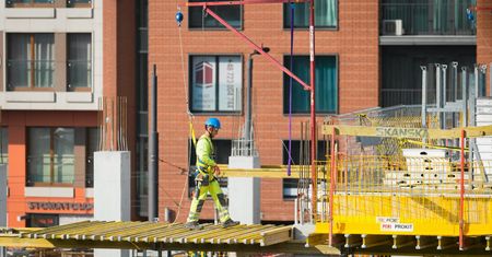 Skanska za 75 mln euro sprzedała dwa biurowce przy Dworcu Głównym w Krakowie. Powstają kolejne trzy