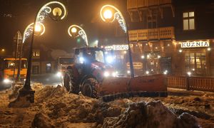 To nie była spokojna noc na Krupówkach. Władze miasta o nocnej akcji