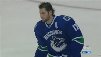 Były zawodnik NHL przed sądem. Nie przyznaje się do winy