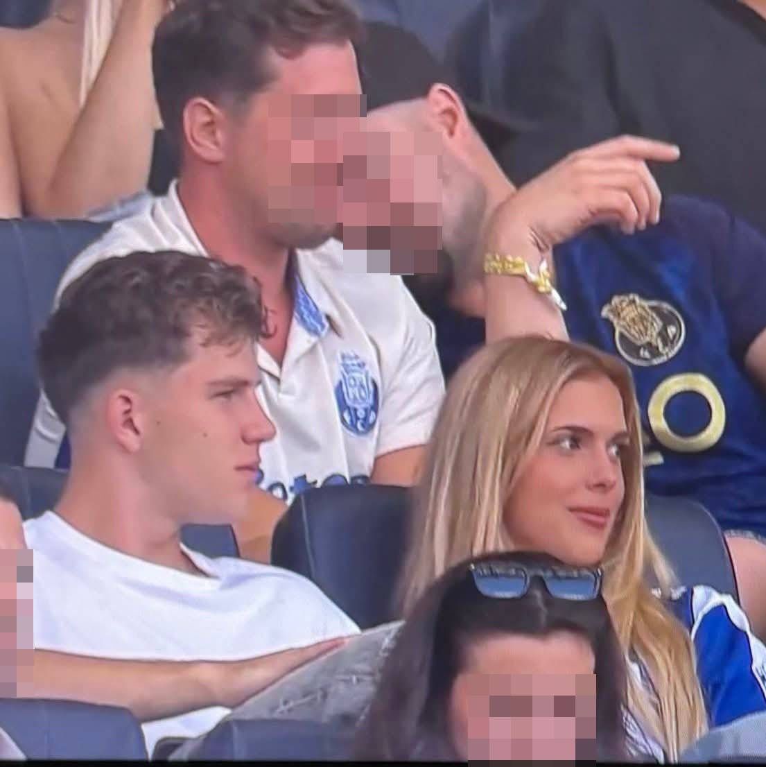 Oskar Pietuszewski i Agnieszka Nowakowska na meczu FC Porto