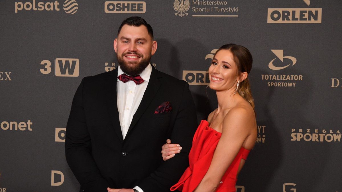 Konrad Bukowiecki Natalia Kaczmarek
Warszawa, 07.01.2023. Mistrz Europy w pchni�ciu kul� Konrad Bukowiecki i Natalia Kaczmarek podczas Gali Mistrz�w Sportu - 88. Plebiscytu Przegl�du Sportowego i Telewizji Polsat na 10 Najlepszych Sportowc�w Polski 2022, 7 bm. (mk) PAP/Piotr Nowak
Piotr Nowak
Gala Mistrz�w Sportu, sport