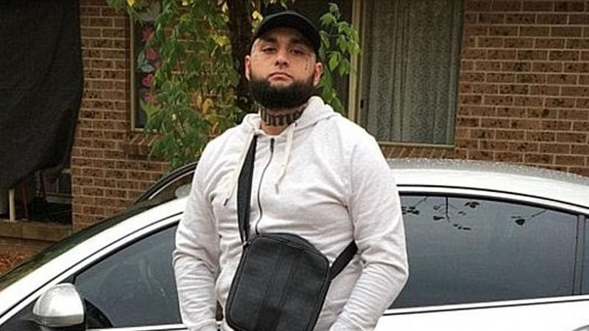 Mustafa Kayirici zgwałcił 6 kobiet i 13-letnią dziewczynę. 