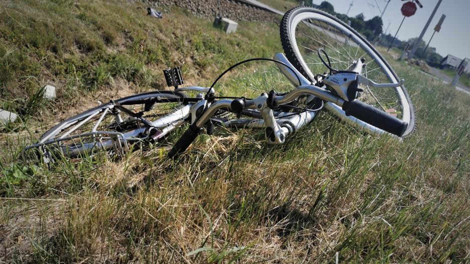 Śląsk. Pociąg śmiertelnie potrącił  77-letnią rowerzystkę w Orzeszu Jaśkowicach.