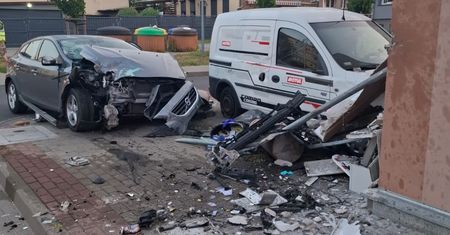 Wypadek przed komendą Straży Pożarnej w Chodzieży