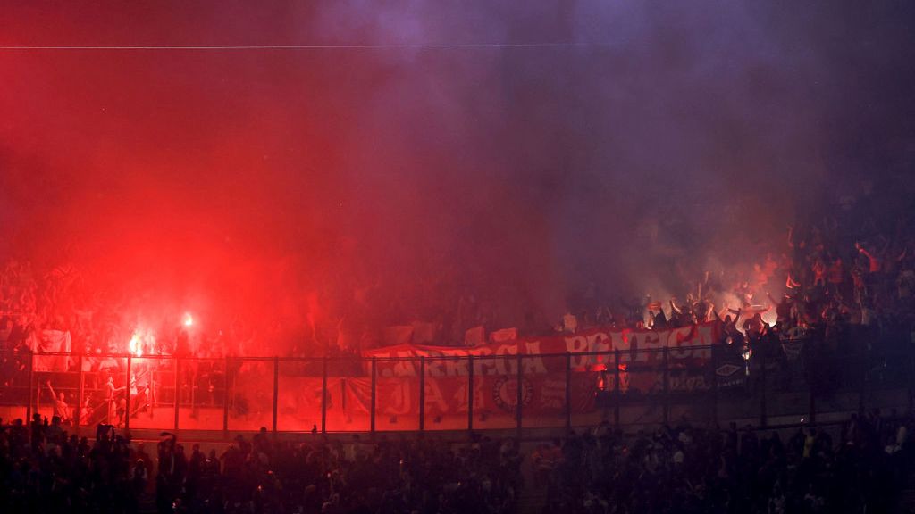 Zdjęcie okładkowe artykułu: Getty Images /  Giuseppe Cottini / Kibice Benfiki Lizbona na stadionie Interu Mediolan w trakcie meczu Ligi Mistrzów
