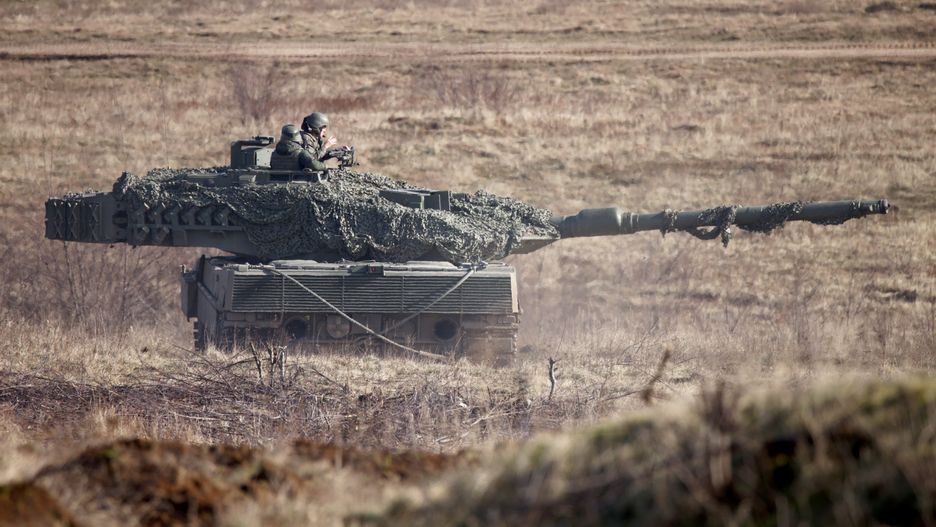 Szwecja wyśle wojska na Łotwę. W skład batalionu wejdą wozy bojowe  bojowe CV 90 i czołgi Leopard