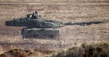 "NATO zaczyna się na Łotwie". Szwecja wyśle wojska