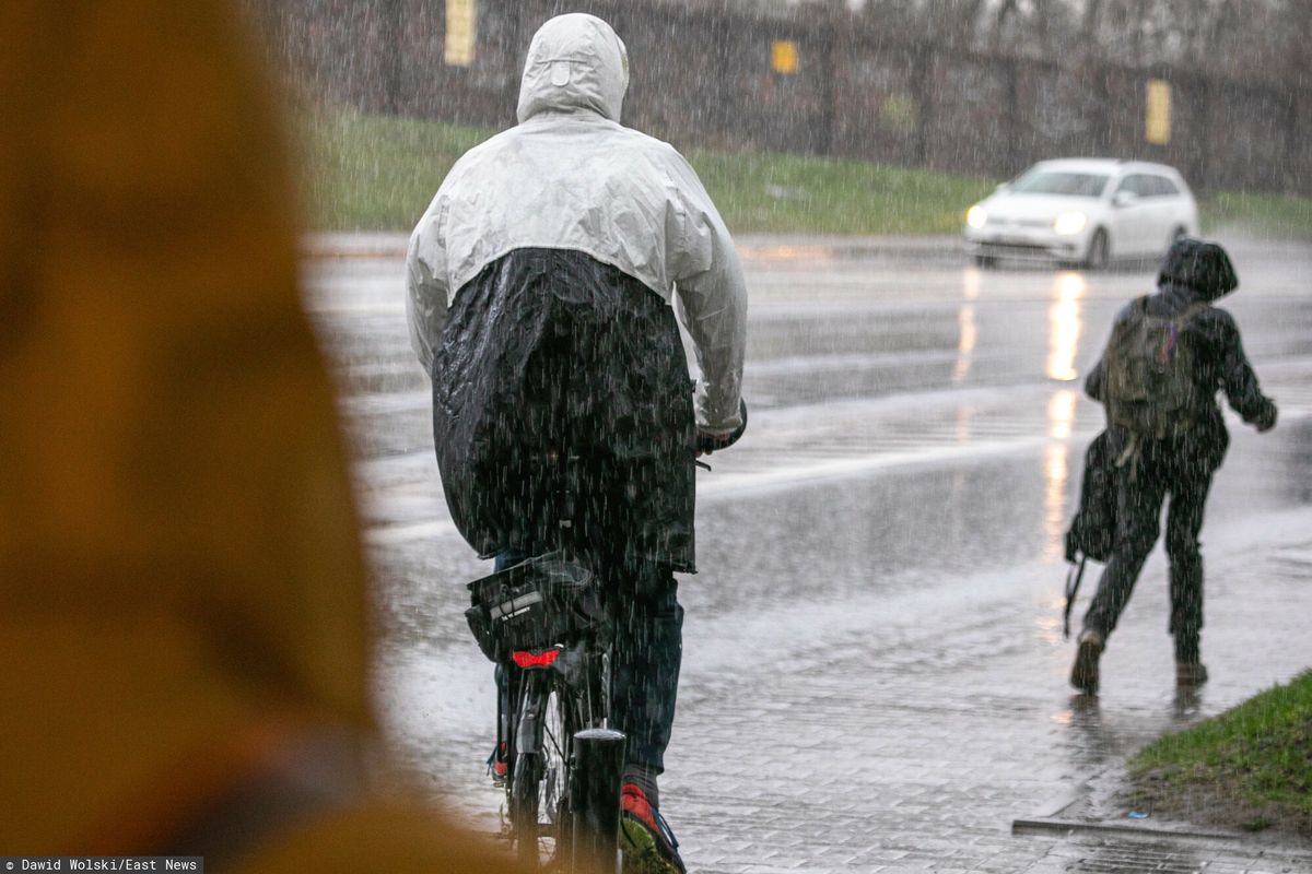 W długi weekend prognozowane są deszcze i burze