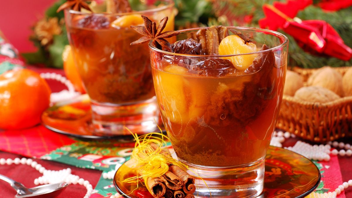 Kompot wigilijny możesz przygotować ze świeżych owoców