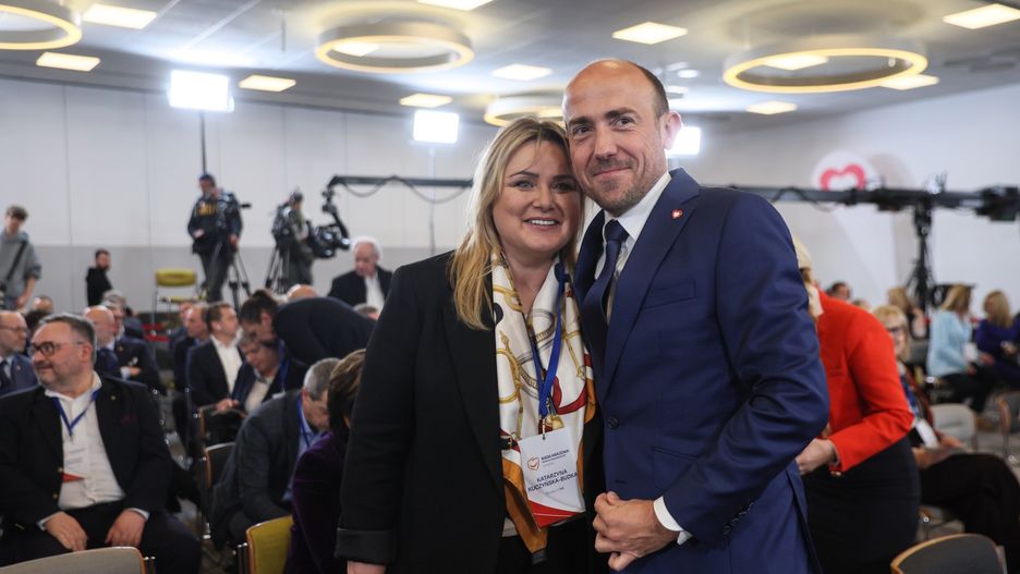 Borys Budka, Katarzyna Kuczy�ska-Budka
Leszek Szyma�ski
Katarzyna Kuczy�ska Budka, Katarzyna Kuczy�ska-Budka, ma��e�stwo, platforma obywatelska, PO, polityk, polityka, posiedzenie, rada krajowa, �ona