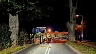 Kartuzy: Motocyklista wjechał w ciągnik rolniczy. Grozi mu 5 lat więzienia!