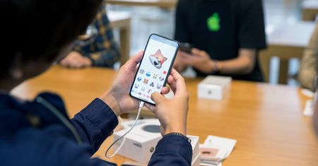 iPhone X jednak nie takim hitem? Notowania Apple w dół po publikacji prognoz analityków