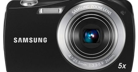 Atak klonów? Samsung bombarduje kompaktami