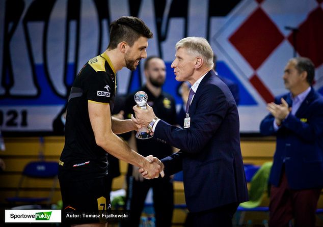 Facundo Conte po meczu z Czarnymi otrzymał zasłużoną statuetkę MVP