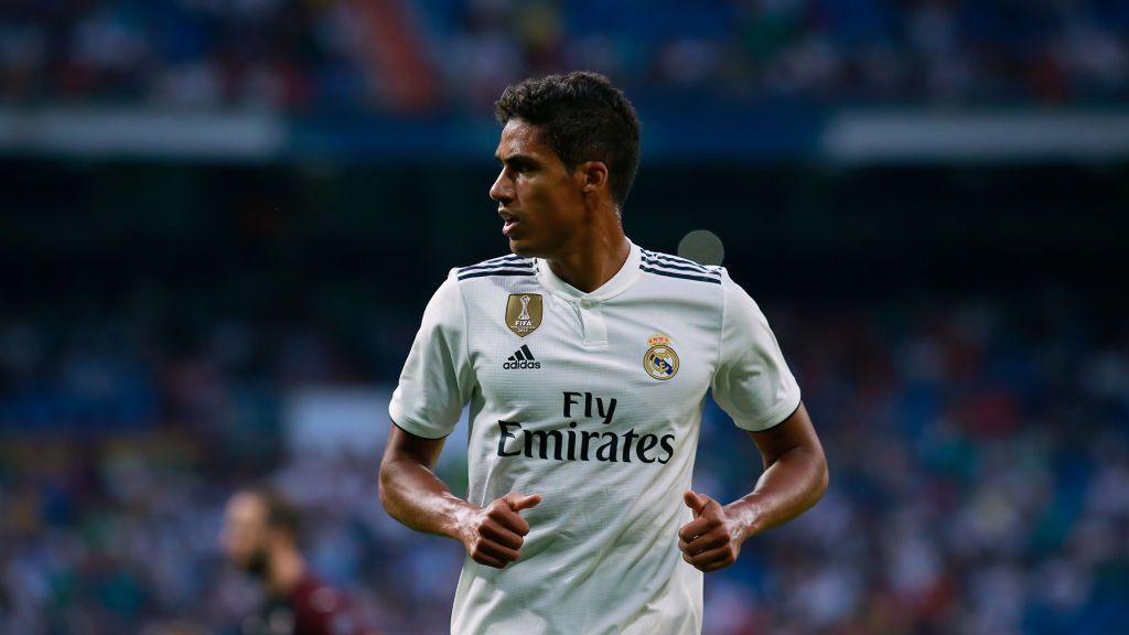 Zdjęcie okładkowe artykułu: Getty Images / Gonzalo Arroyo Moreno / Na zdjęciu: Raphael Varane