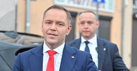Nawrocki reaguje na "poparcie" Mentzena