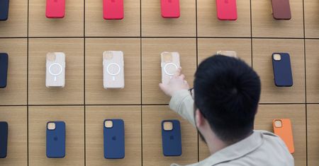 Apple wycofuje się z produkcji FineWoven? Podobno były zbyt słabej jakości