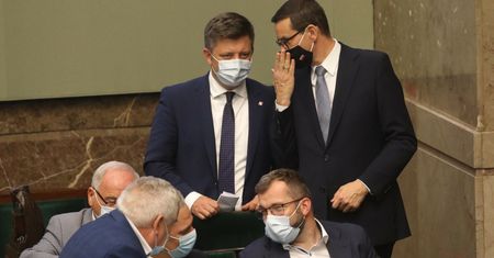 Afera mailowa. "Poproszę, żeby jakiś dziennikarz mnie o to zapytał"