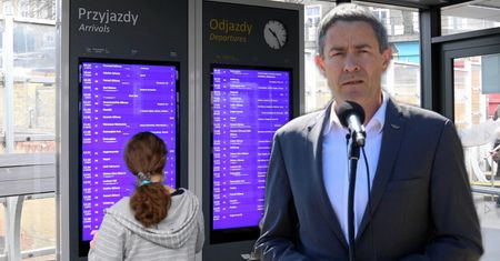 Koniec traumatycznej zimy dla pasażerów kolei. Tak szef PKP PLK wyjaśnia chaos