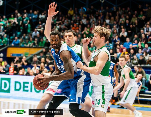 Ikovlev staje się specjalistą od obrony liderów rywali