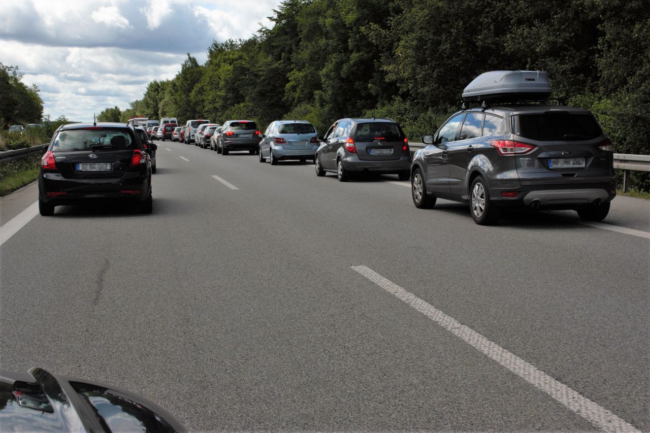 Korytarz życia na niemieckiej autostradzie. U naszych zachodnich sąsiadów to obowiązek