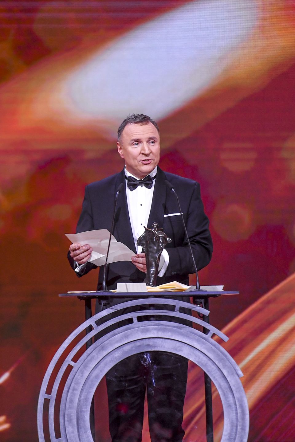 Jacek Kurski broni "Wiktorów" i UDERZA w Kingę Rusin