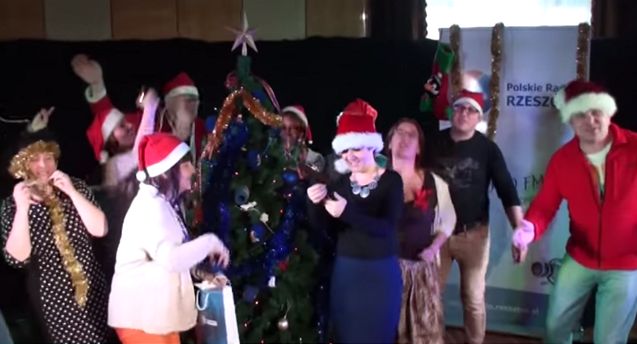 Pracownicy Radia Rzeszów ze świąteczną piosenką „Wszyscy wierzą w cuda” (wideo)