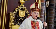 Arcybiskup Hoser krytykuje Czarny Protest: "Dzieci zabija się tam, gdzie miało być najbezpieczniej! GINĄ W CISZY, POD SERCEM MATKI"