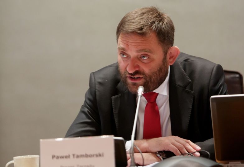 Agenci CBA w domu szefa GPW i w Ministerstwie Skarbu. Ciąg dalszy śledztwa w sprawie Ciechu