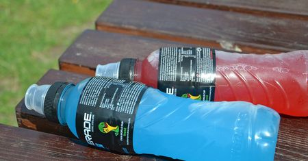 Napój Powerade bez kalorii