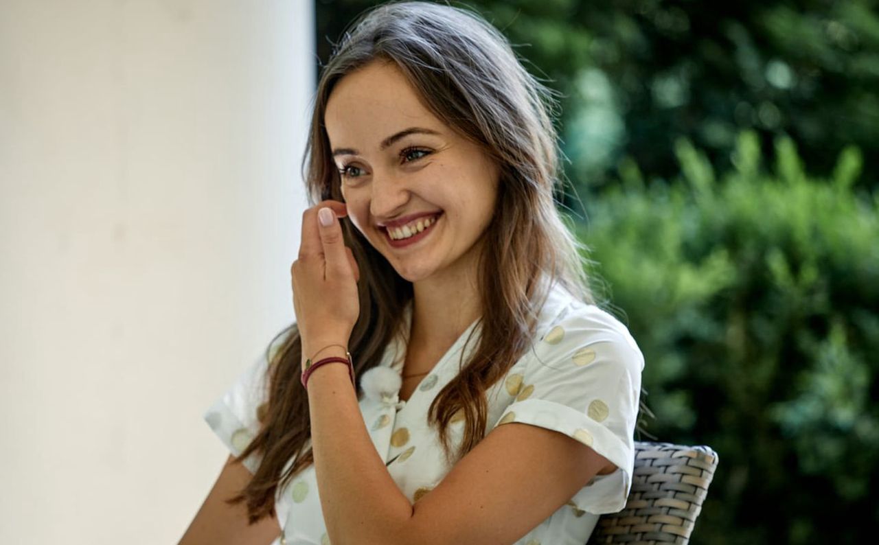 Teresa zyskała sympatię widzów programu TVP. Fani zachodzą w głowę, czy uczestniczka spodziewa się dziecka 